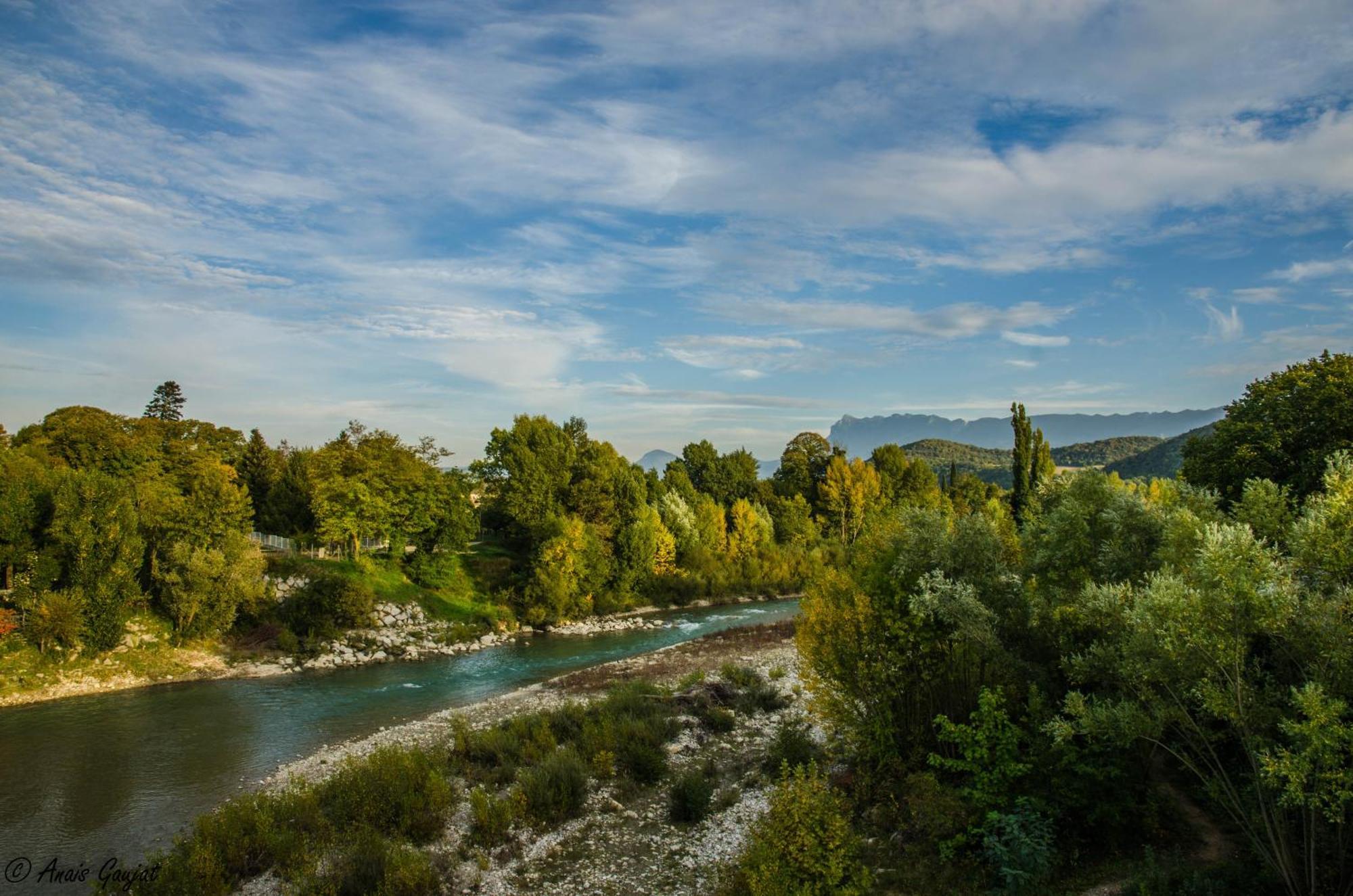 Gite Lechappee Bleue Dromoise - La Chambre Aouste-sur-Sye Kültér fotó
